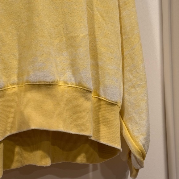 Women’s Urban Outfitters Yellow Knit Top - Picture 3 of 11